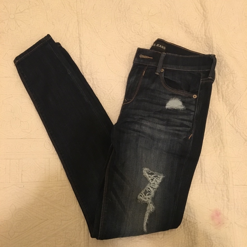 Express jeans with rips